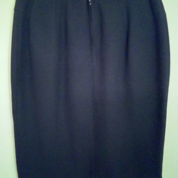 Friction Ladies Zip up Navy  Pencil Skirt - Picture 10 of 14
